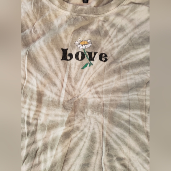 Love Peace And Lazy Days Tops - Love green tie dye daisy crop top
